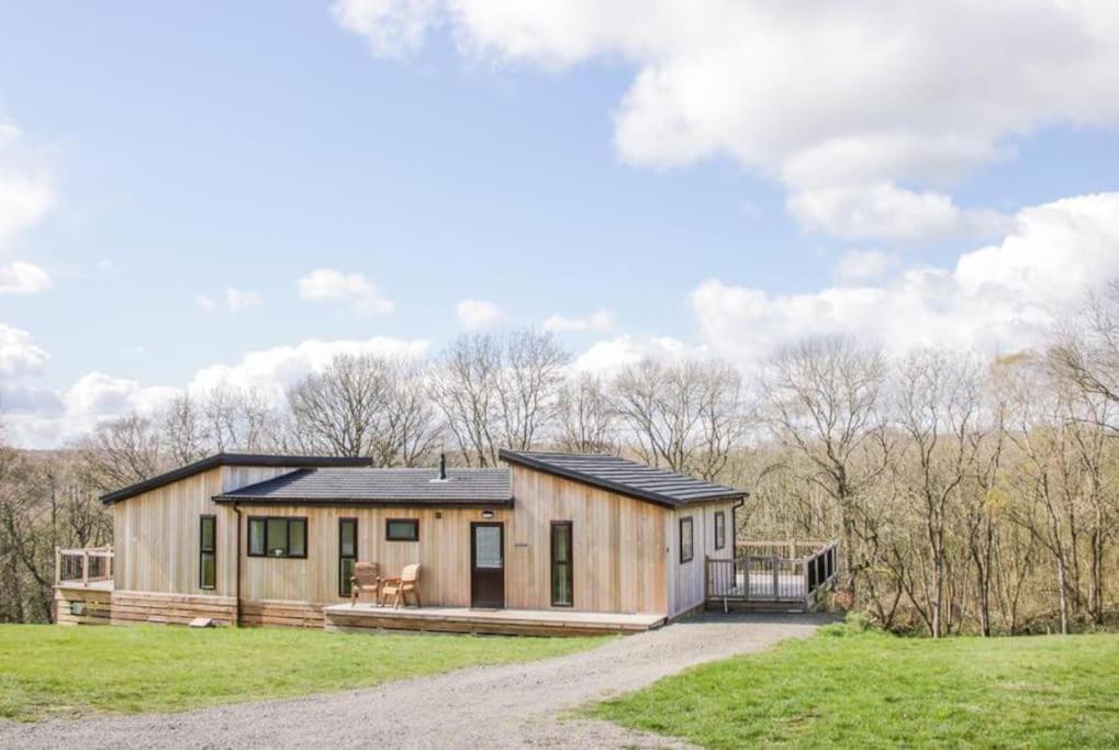 Fabulous Detached Lodge With Hot Tub Two Nights Minimum Stay Bridgnorth Kültér fotó